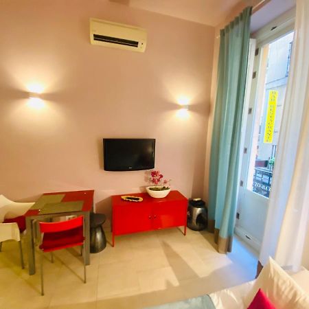 Apartamentos Puzzle Madrid Sol Kültér fotó