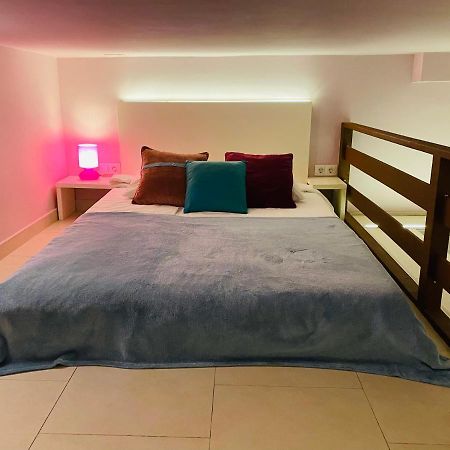 Apartamentos Puzzle Madrid Sol Kültér fotó