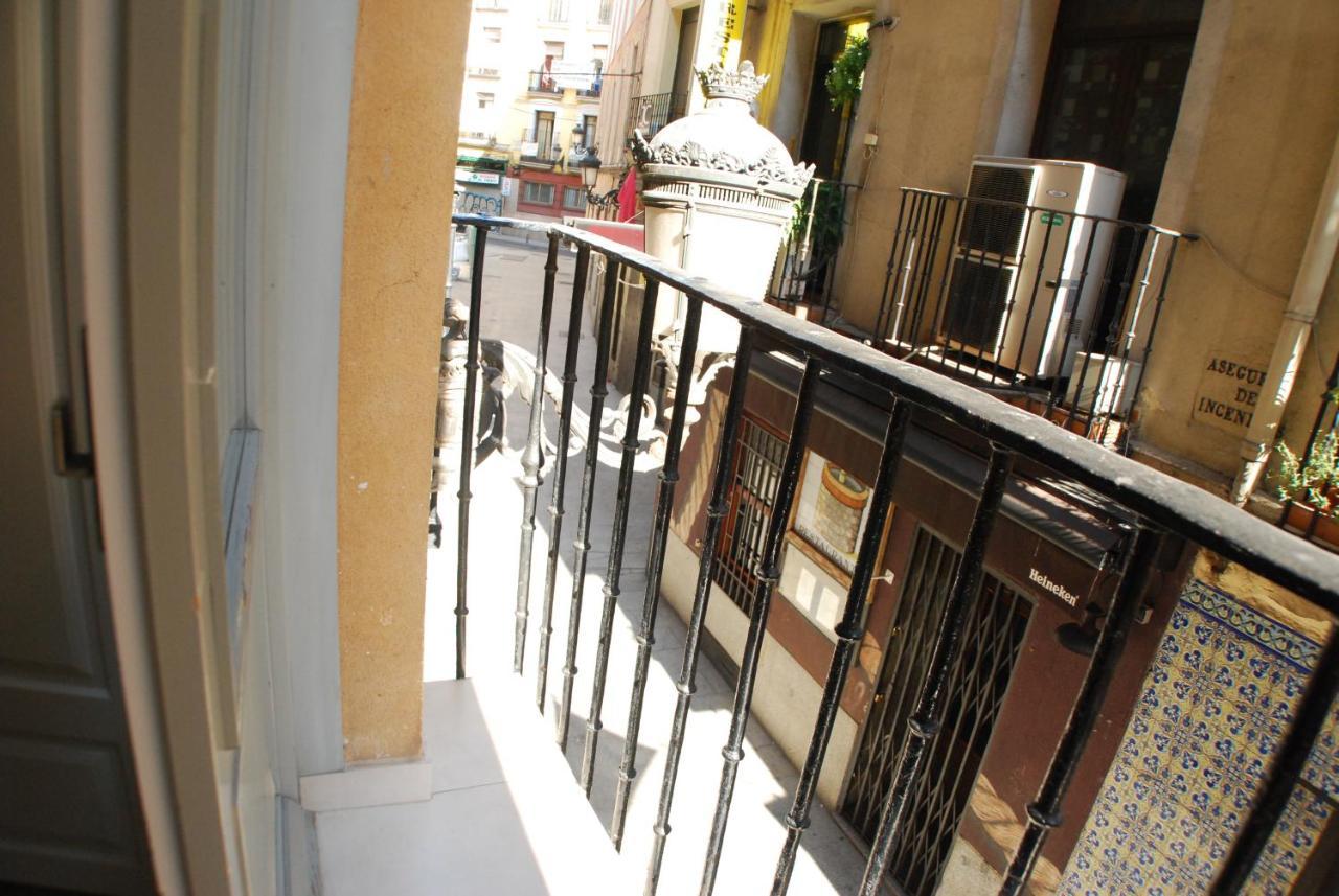 Apartamentos Puzzle Madrid Sol Kültér fotó