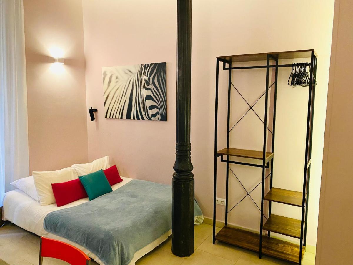 Apartamentos Puzzle Madrid Sol Kültér fotó