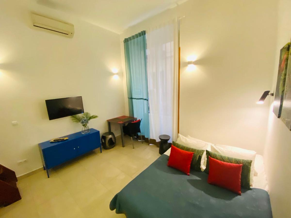Apartamentos Puzzle Madrid Sol Kültér fotó