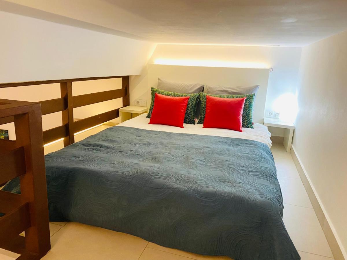Apartamentos Puzzle Madrid Sol Kültér fotó